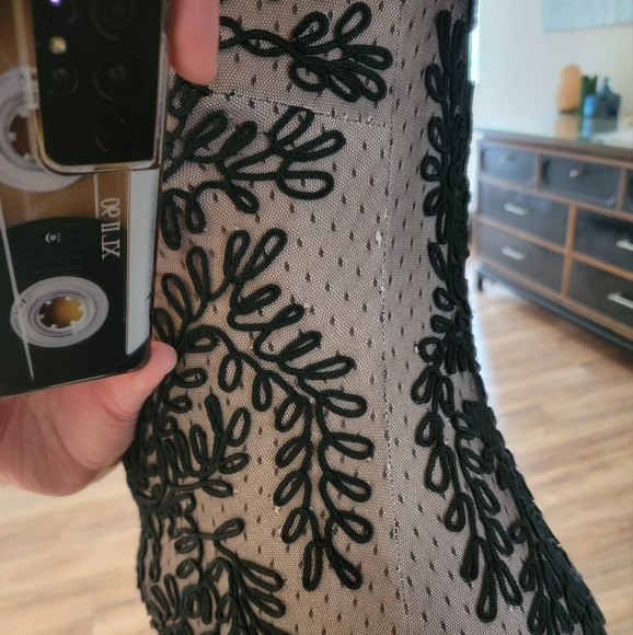 Betsy Adam gown - Picture 7 of 14